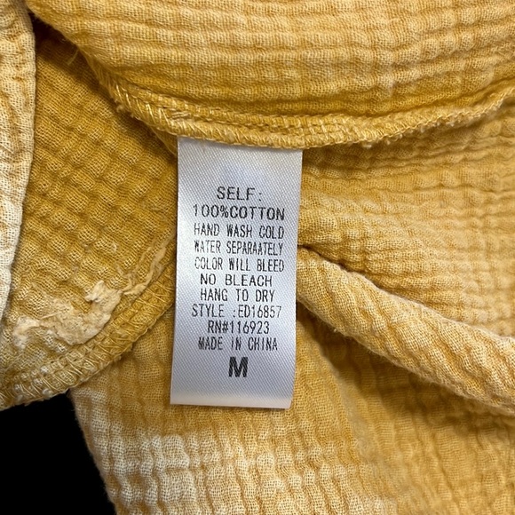 NWT Easel Long Tunic - Picture 7 of 7